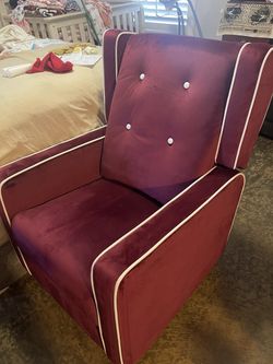 Nursey chair