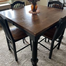 Dining Table & Chairs