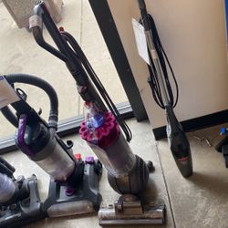 Dyson Vacuum Cleaner 
