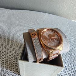 Michael Kors Watch with Bracelet Set