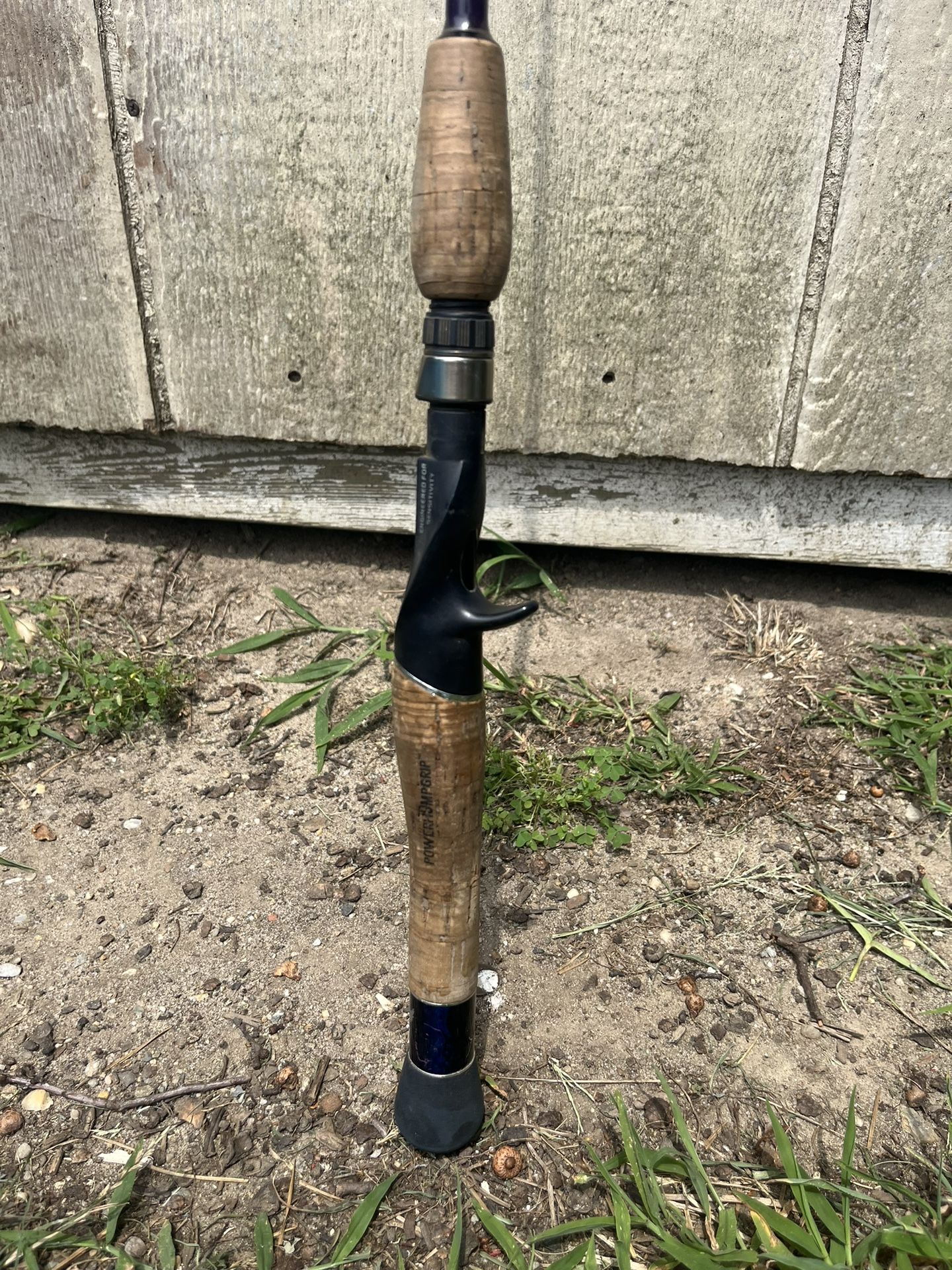 Bass pro Shops Rick clunn Baitcast Rod (6’ Medium Heavy)