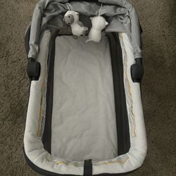 Portable baby carrier 