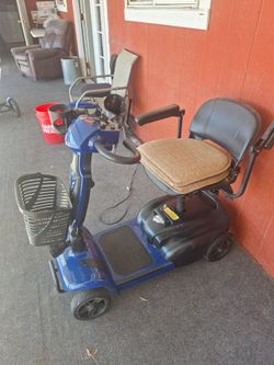MoveMagic 4-Wheel Mobility Scooter