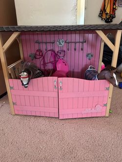 Our Generation Horse Stable