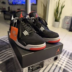 Jordan 4 Retro Bred