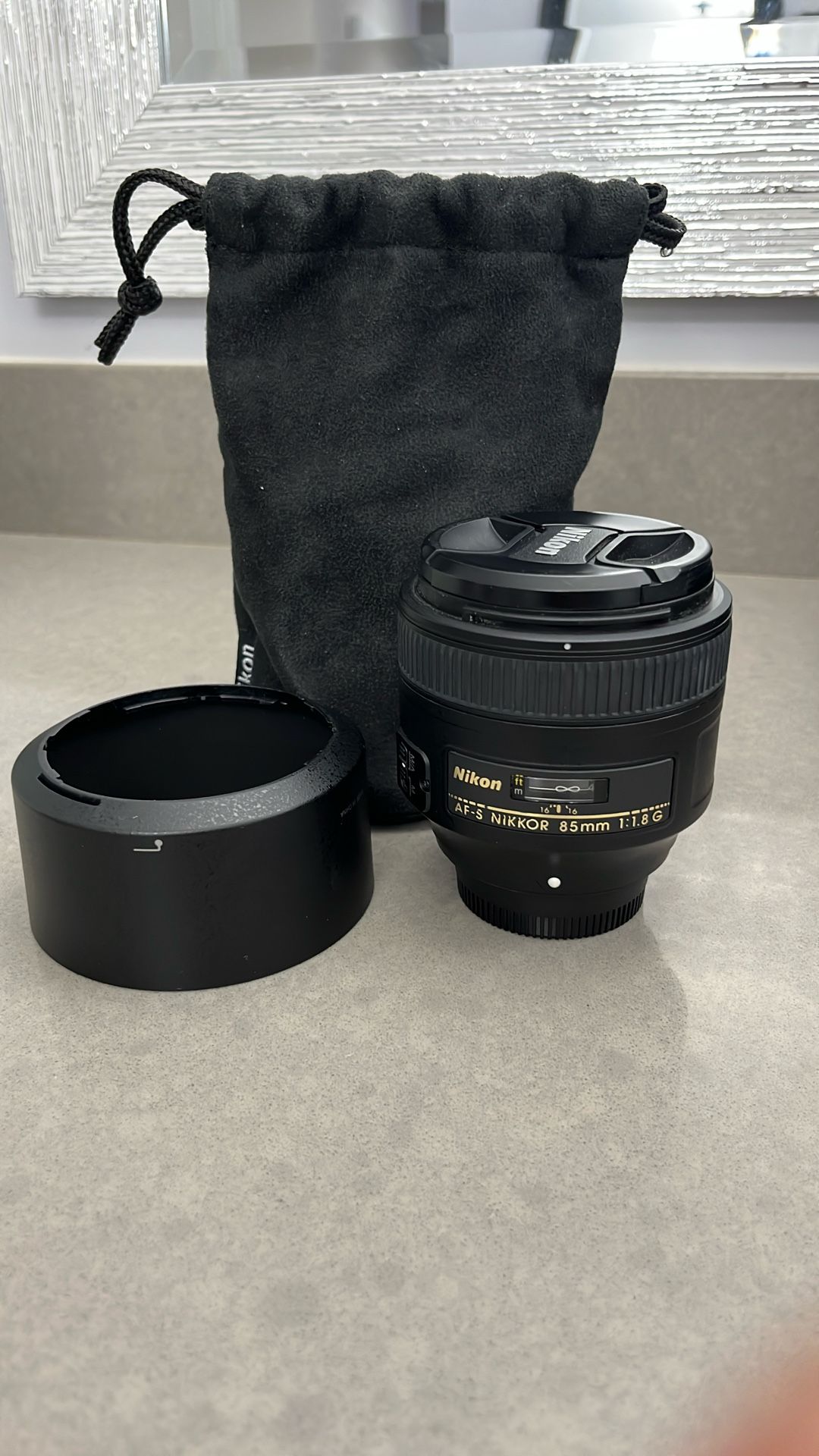 Nikon 85mm