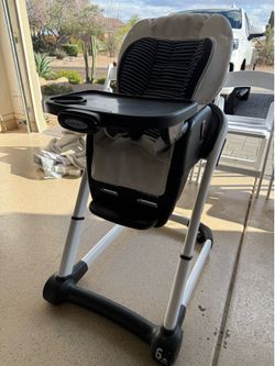 GRACO Blossom high chair - white and black