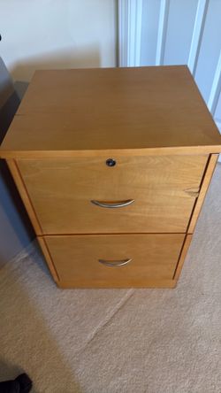 File cabinet (2 drawer)