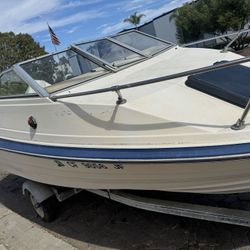 Runs Good 17ft Bay liner Capri W/ Running Engine & Trailer