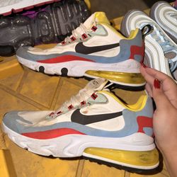 Nike Air Max 270 M 7/W 8.5