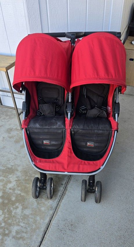 Britax Double Baby Stroller With Adjustable Push Handlebar 