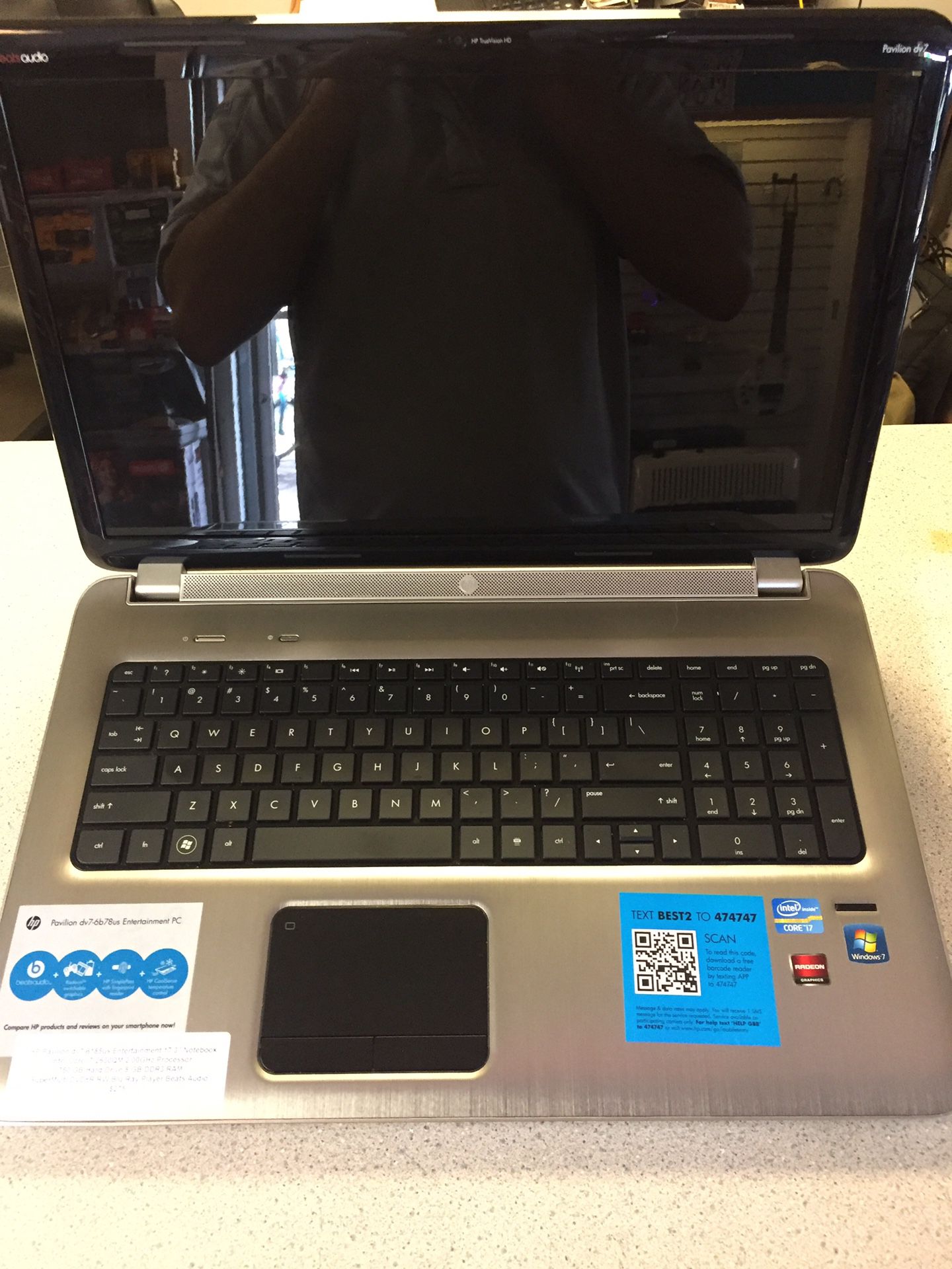 HP Pavilion 17.3” laptop dv7-6b78us Notebook 750GB Hard Drive 8GGB DDR3 RAM with Beats Audio