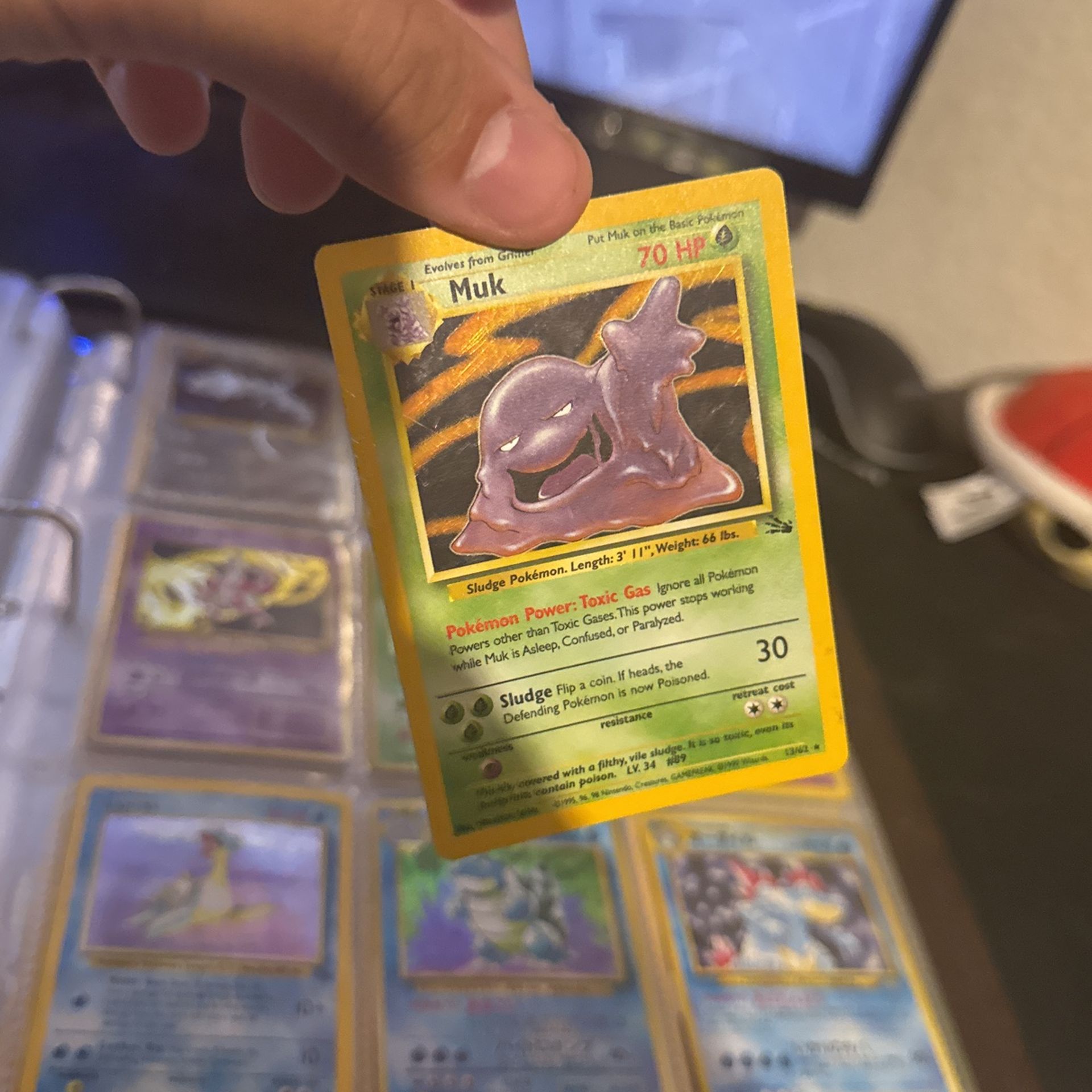 Pokémon Muck Fossil Holo