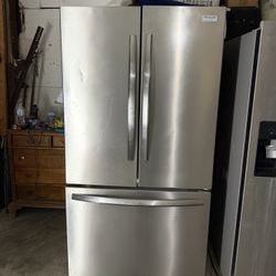 Refrigerator Frigidaire 