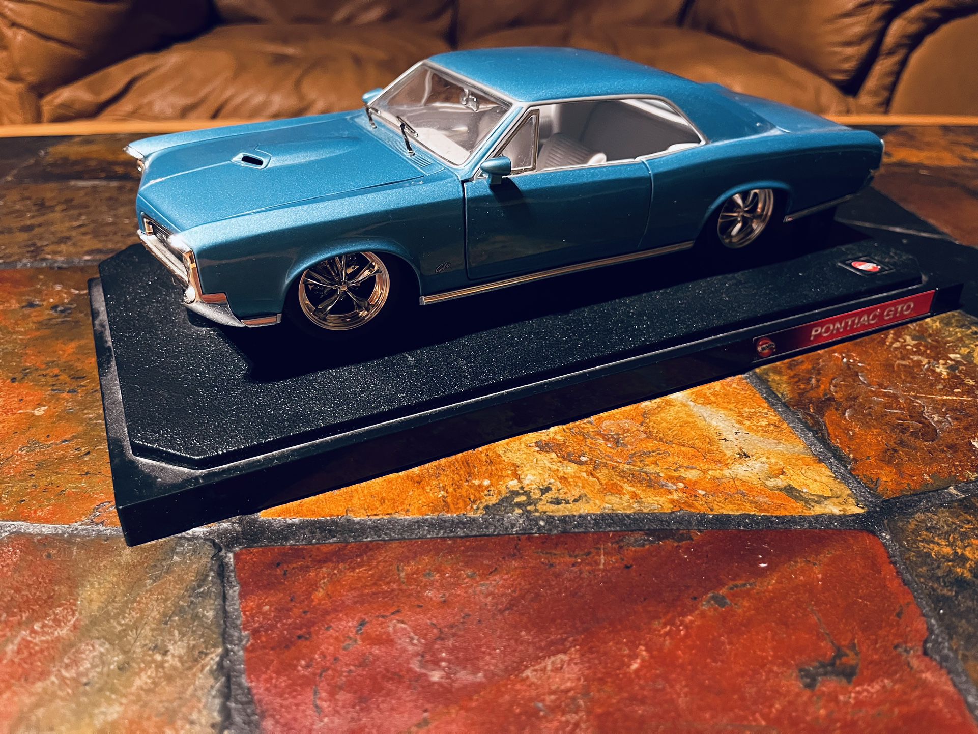 Pontiac GTO 1:18 Diecast Model Collectible 