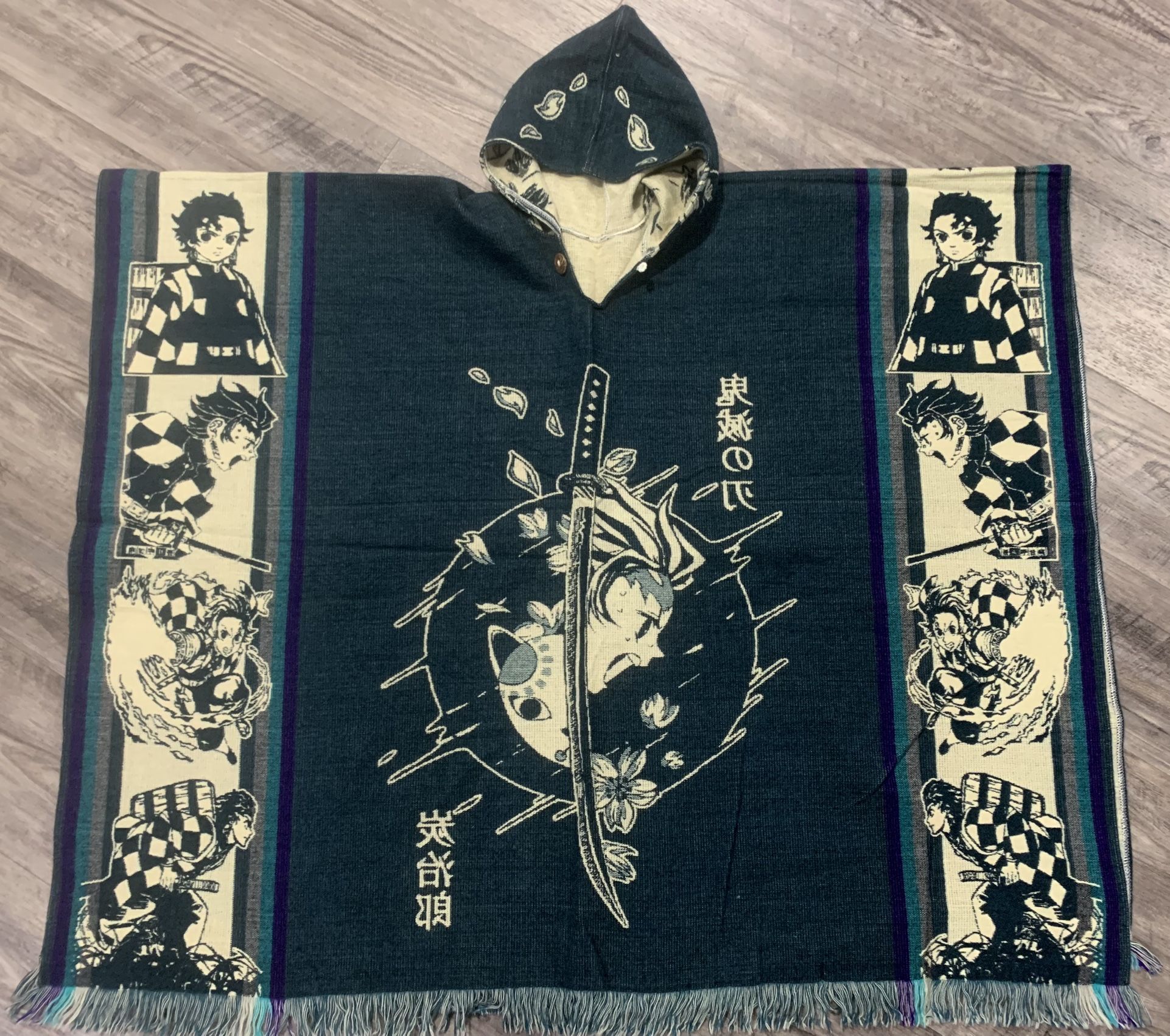 Demon Slayer Hooded Poncho ,anime ,goku ,Tangiro,Naruto,one Piece,one Punch Man,toys,collectibles ,cartoons,comics,anime Figures,attack On Titan,