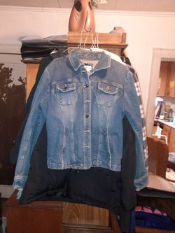 Size Large Jean Jacket 