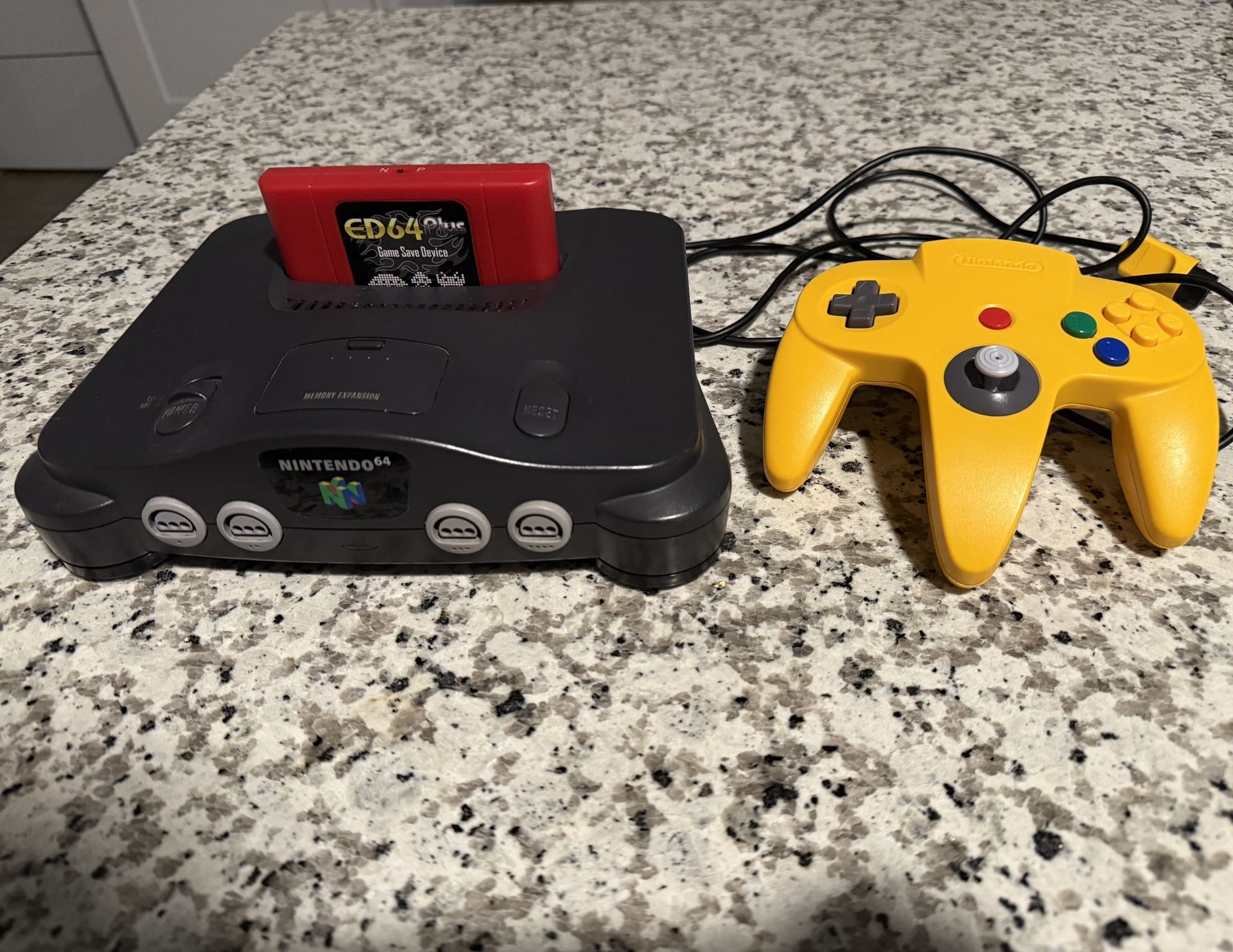 Nintendo 64 With Expansion Pak