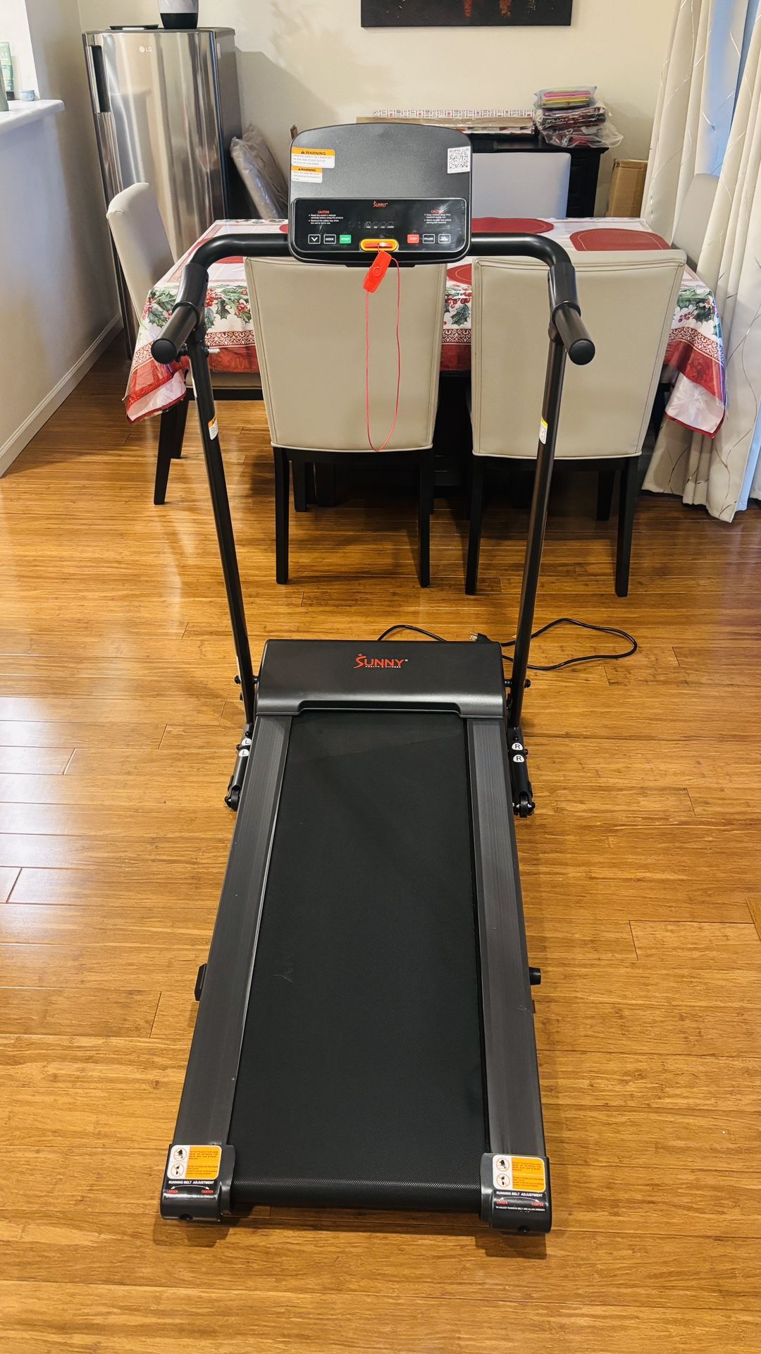 COMPACT FOLDABLE TREADMILL-SUNNY HEALTH