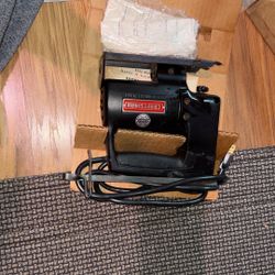 16-inch variable speed jingsaw with easy-to-access blade changes