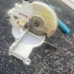 Makita 10” Miter Saw