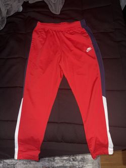 Men’s Nike Pants Size: L