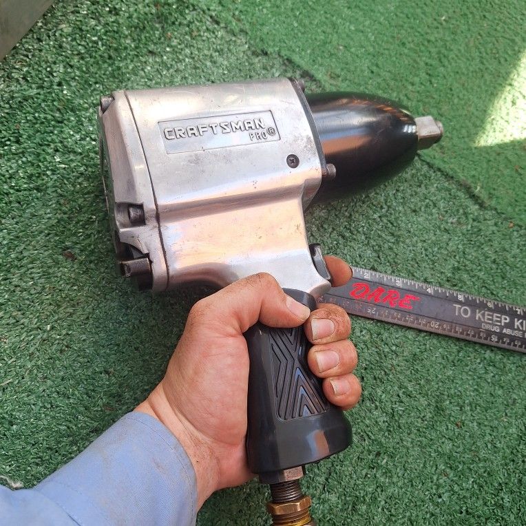 Huge Heavy Duty 3/4 In Professional Craftsman Impact Wrench