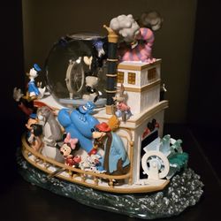 Steamboat Willie And Friends SnowGlobe