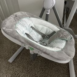 Baby swing 