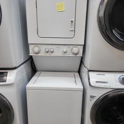 💯💯WASHER END DRYER STACABLE WITH WARRANTY 💯💯