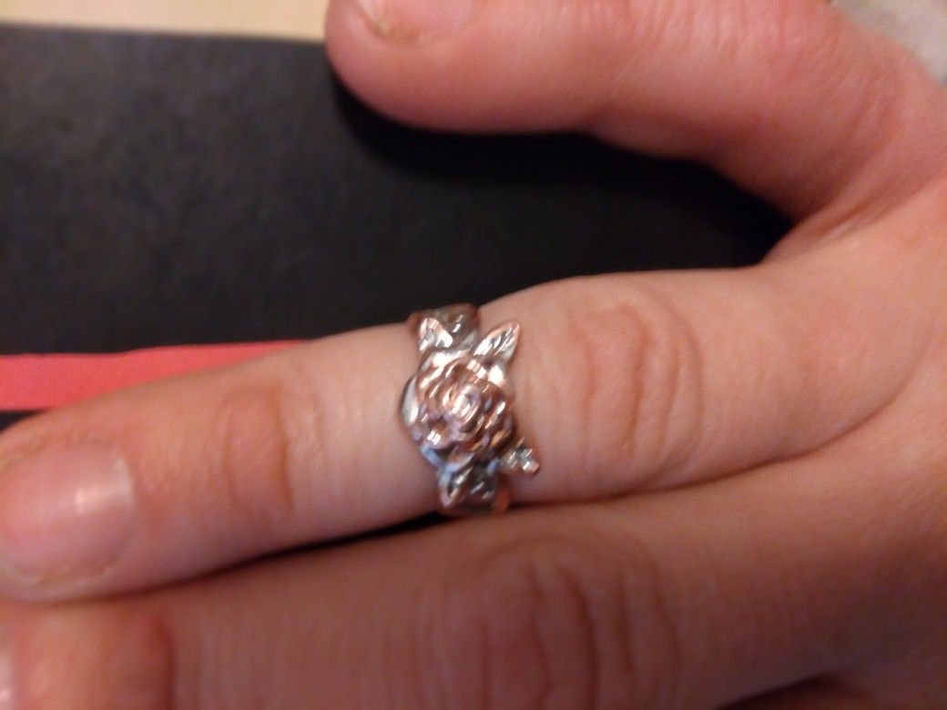 Rose Gold And Gold Swirl Rose Ring