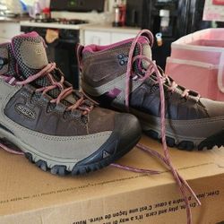Woman's Work Shoe/Boot Best Offer