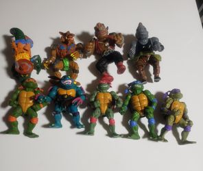 Teenage Mutant Ninja Turtles Figures Lot