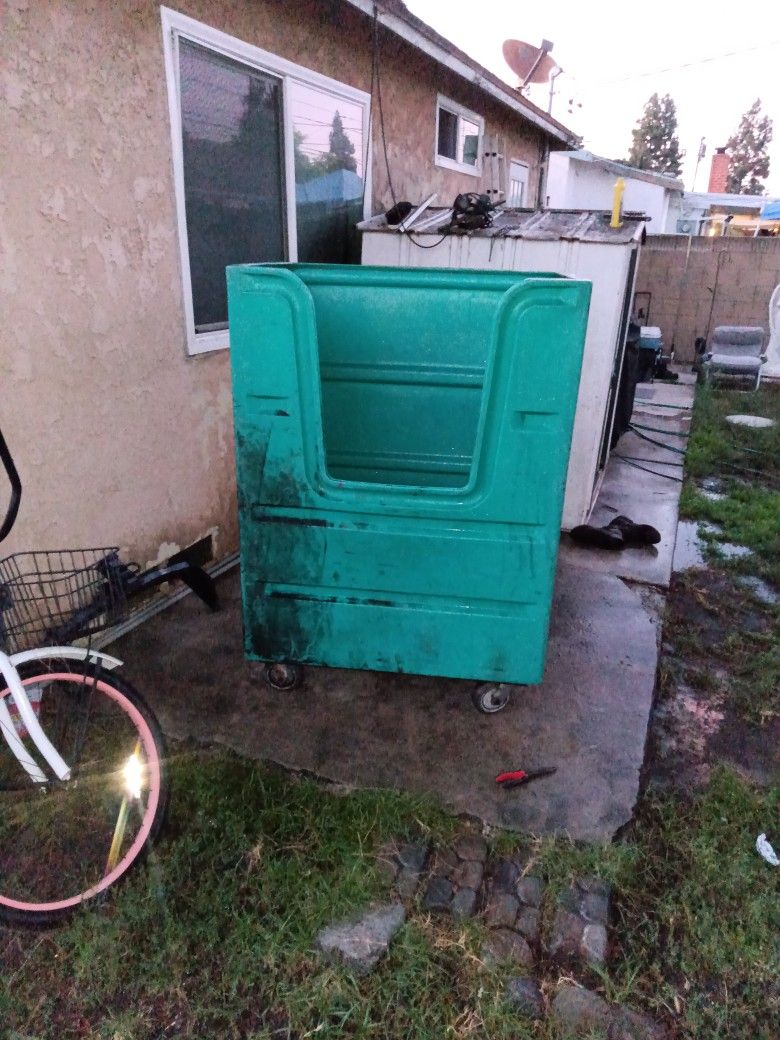 Laundry Cart By Uline