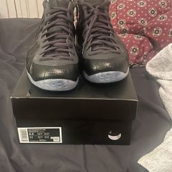 FIRM ON PRICE / NIKE FOAMPOSITE NEW SIZE 9.5