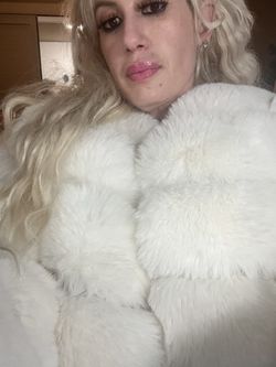 Off White Faux  Rabbit Fur Jacket Size L-xl