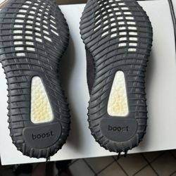 Yeezy 350 Onyx