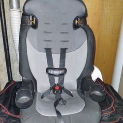 Safety 1st Grand 2-in-1 Booster Car Seat 