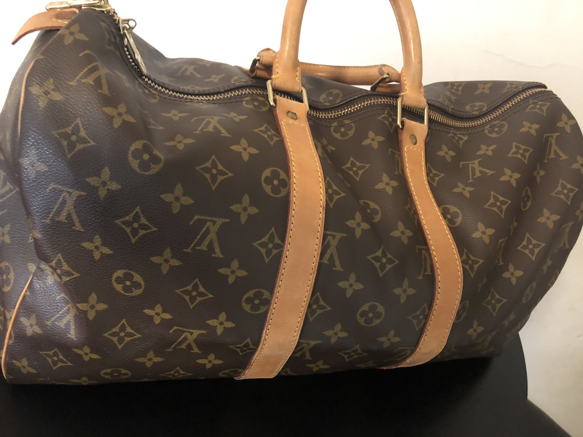 100% Authentic Louis Vuitton Travel Bag. Serial #: SP0943 Send me offers and Check my other listings