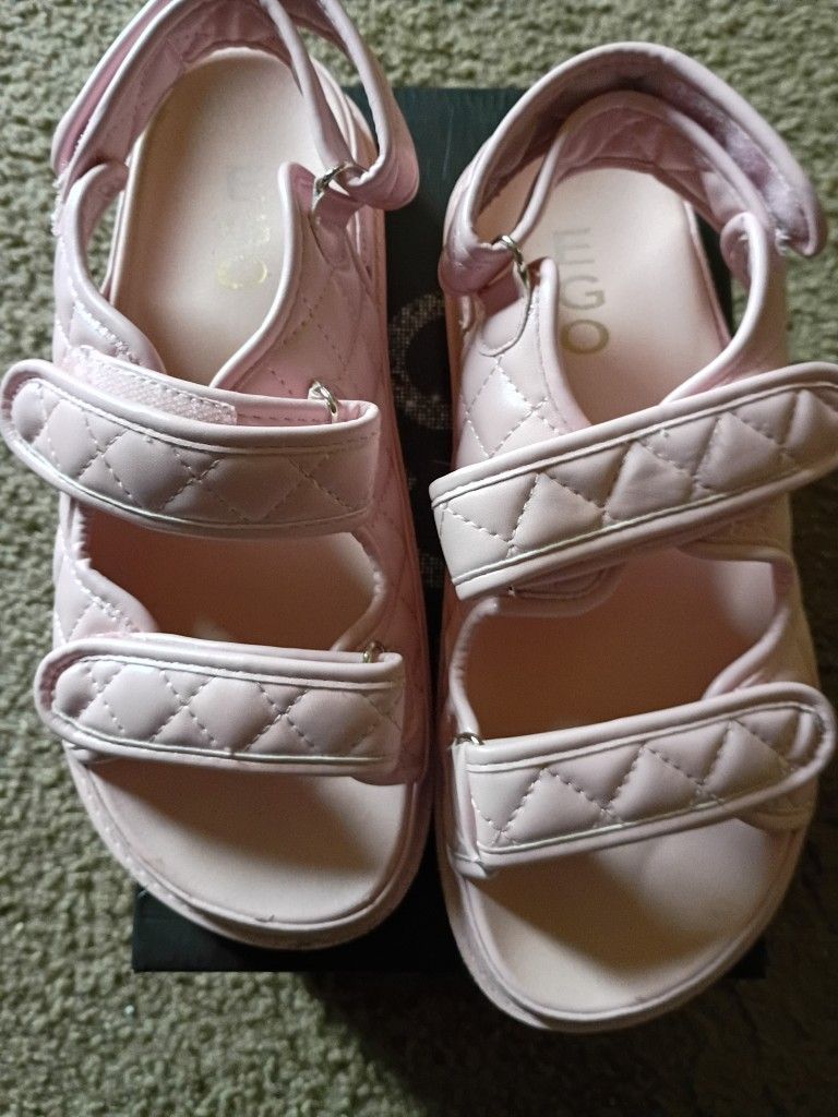 Women's Size 8 Double Strap Quilted Sandals Pick Up In Florence KY