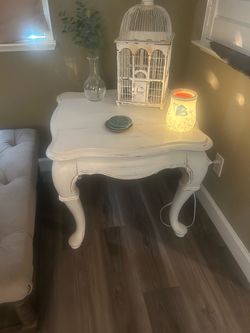 Distressed White Wood End Table