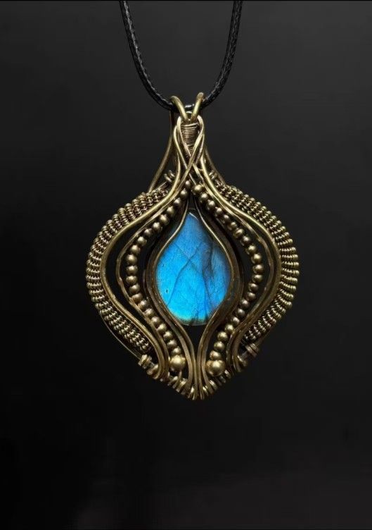 Spot “Copper Lan Bi Shadow” Original Teardrop-Shaped Labradorite Wire-Wound Pendant Brass Old Oriental Elegance Handmade Models