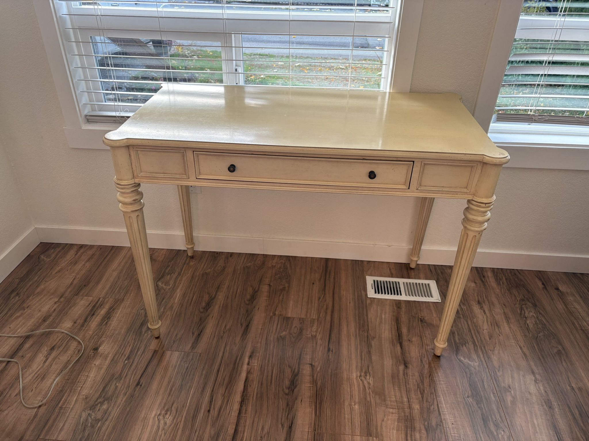 Ethan Allen Petite Emily Desk