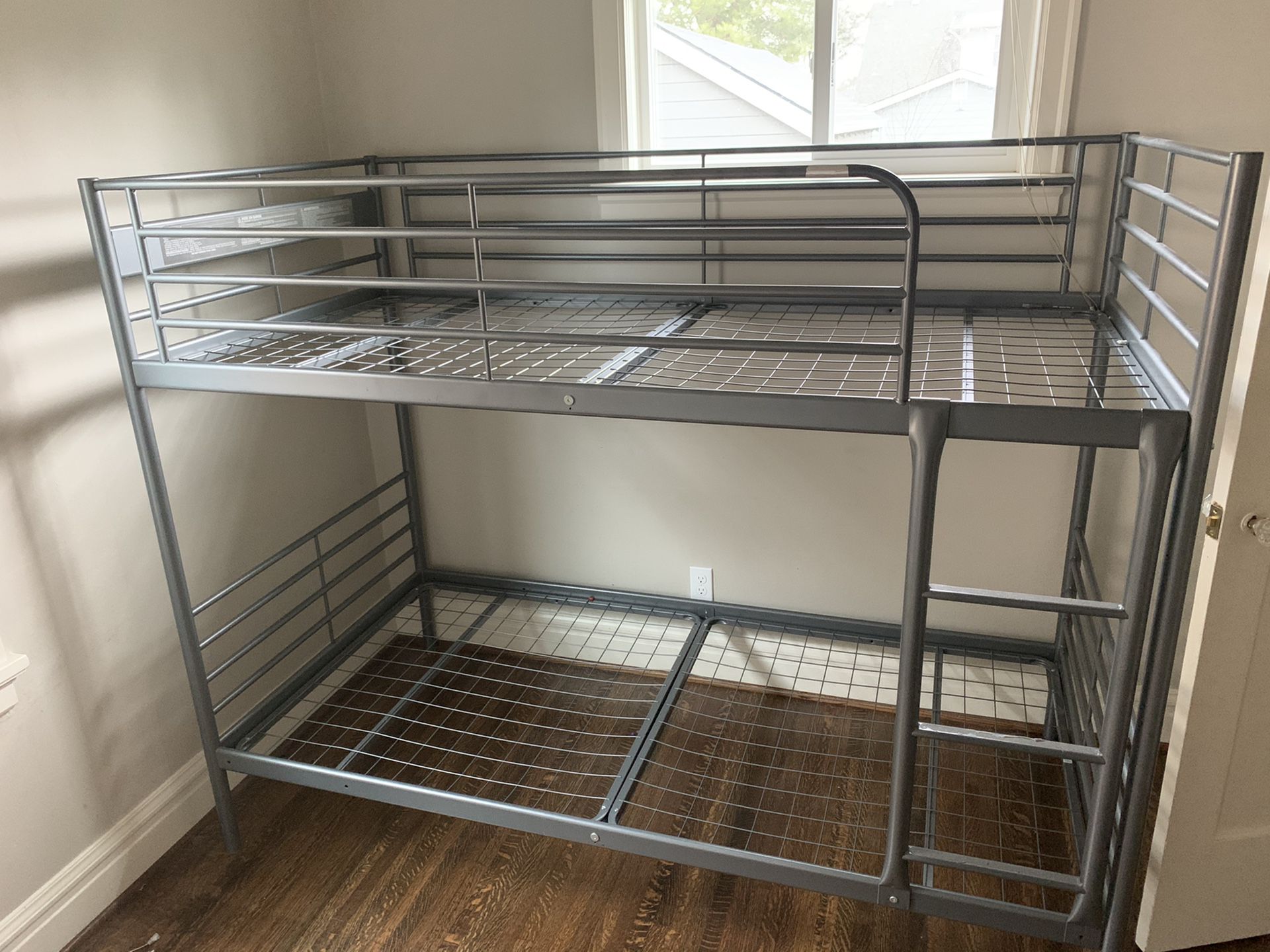 2 IKEA bunk beds