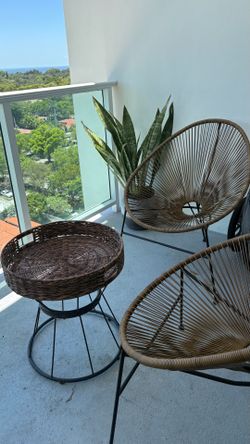 3 Acapulco Chair