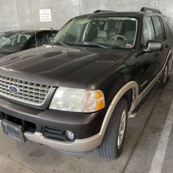 2005 Ford Explorer