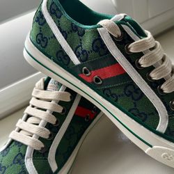 Brand New Green Gucci 1977 Tennis Shoes 