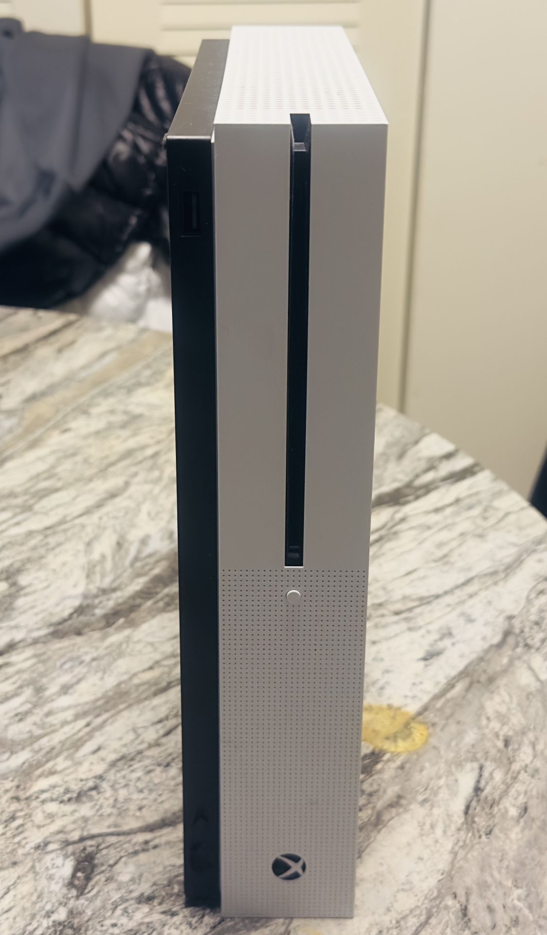 White Xbox One S 1TB For Sale 