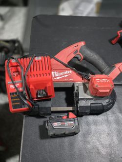 Milwaukee Bandsaw Kit