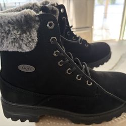 Lugz Booties Size 9.5